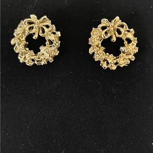 Wreath Earrings New